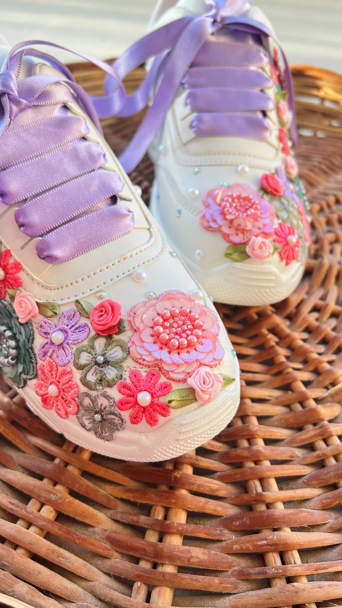 Lywire Floral Embroidery Bridal Sneakers โ A Perfect Blend of Style & Comfort for Brides!