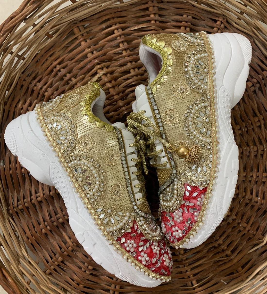 Lywire Luxe Bridal Sneakers β Red & Gold Elegance for the Trendy Bride π β¨