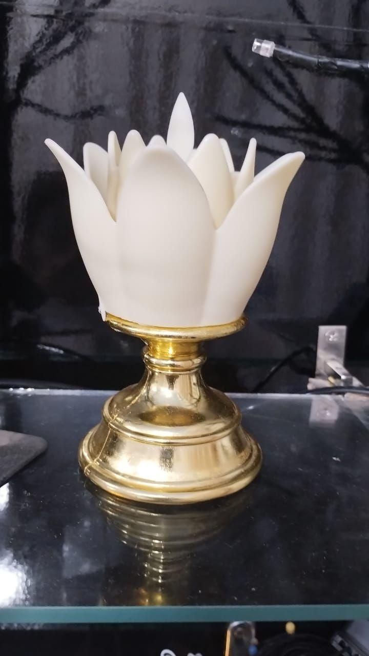 Lywire™ 🌸 Exclusive Lotus Flower LED Candle Diya – High-End Lighting with Sturdy Stand!