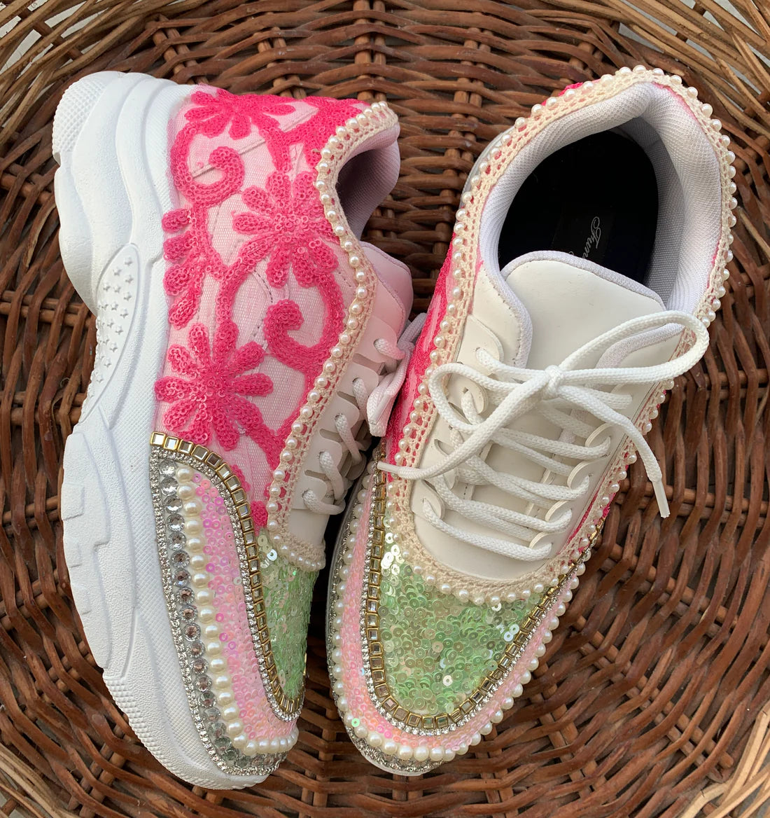 Lywire Trendsetting Embroidered Sneakers – Pink & Green Elegance 🎀💖